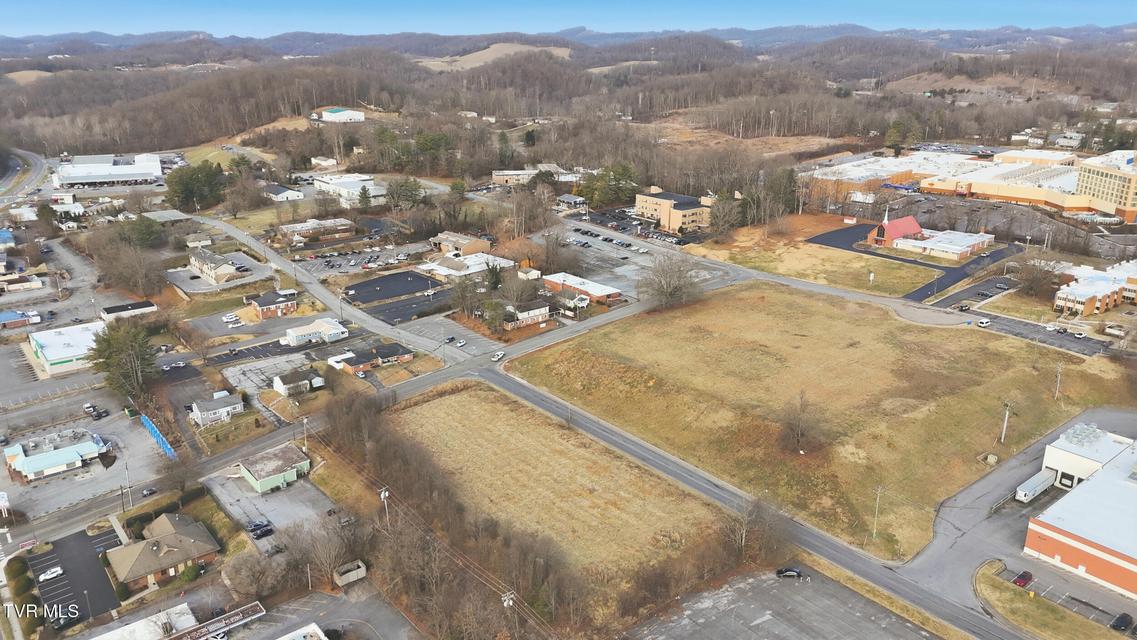 Photo #7: 70 Midway Street