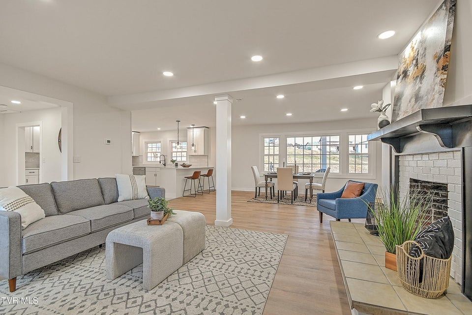 Photo #12: 248 Dean Archer Road