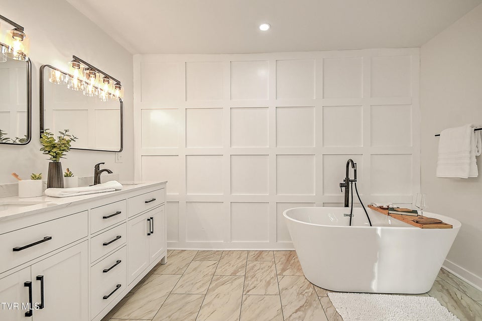 Photo #30: 248 Dean Archer Road