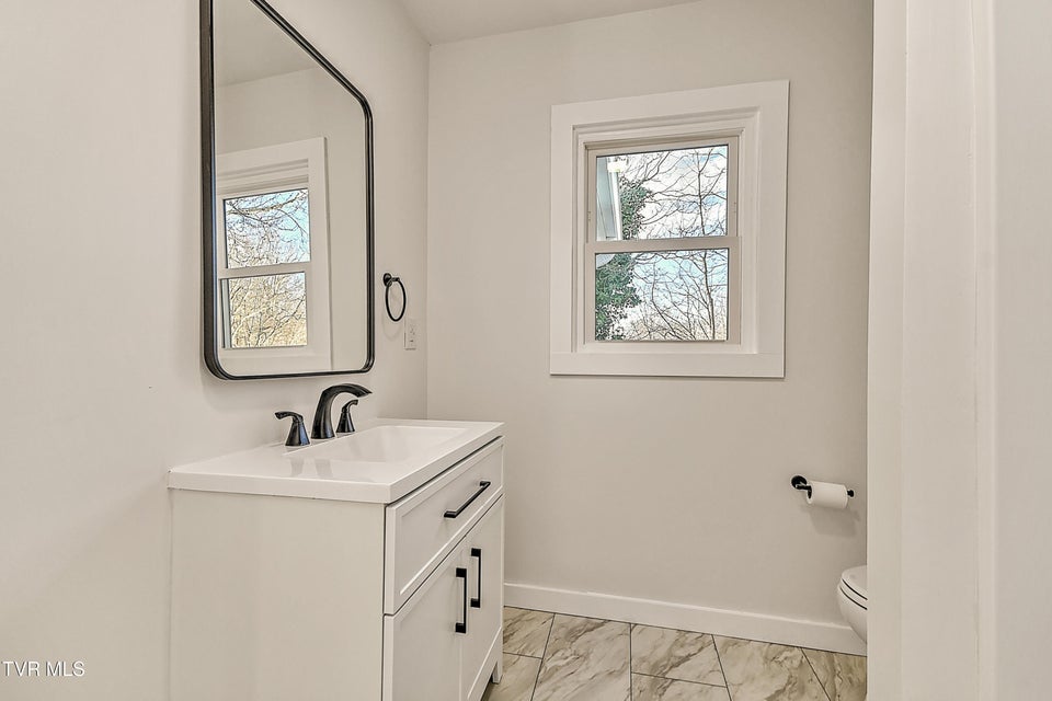 Photo #38: 248 Dean Archer Road