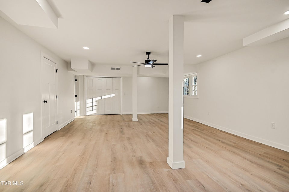 Photo #53: 248 Dean Archer Road