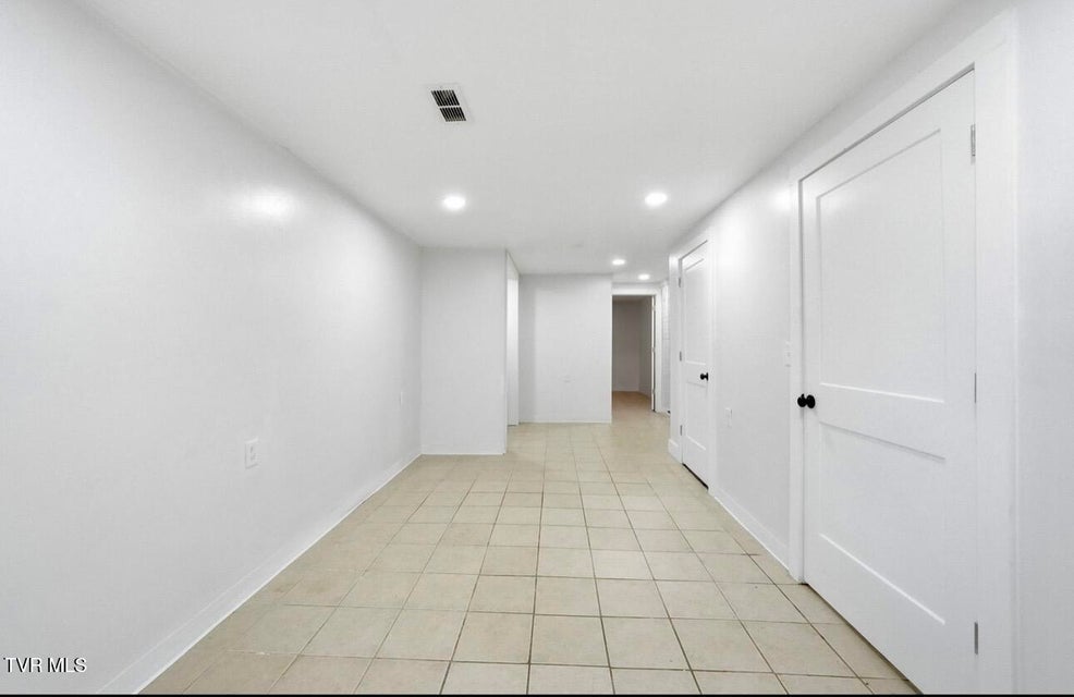 Photo #20: 1658 Echo Court