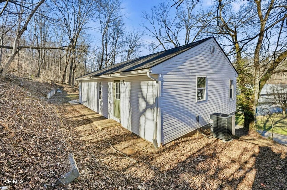 Photo #24: 1658 Echo Court