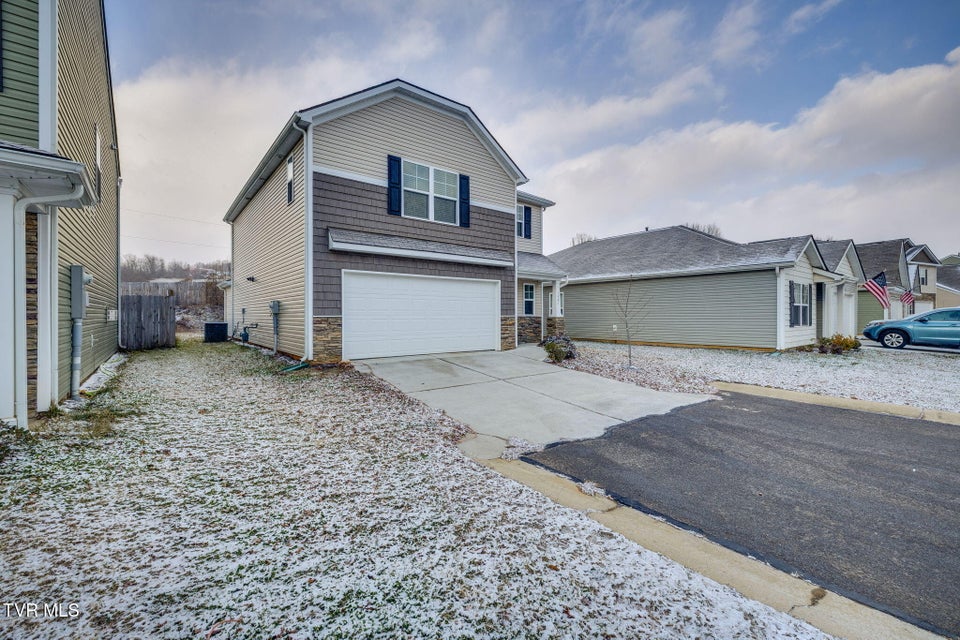 Photo #2: 1461 Gress Mag Mountain