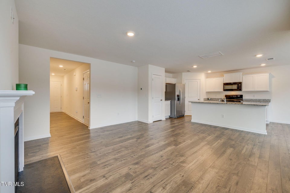 Photo #6: 1461 Gress Mag Mountain