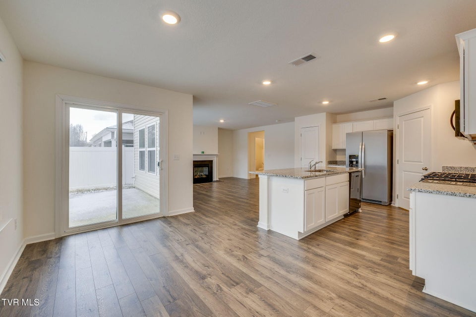 Photo #10: 1461 Gress Mag Mountain