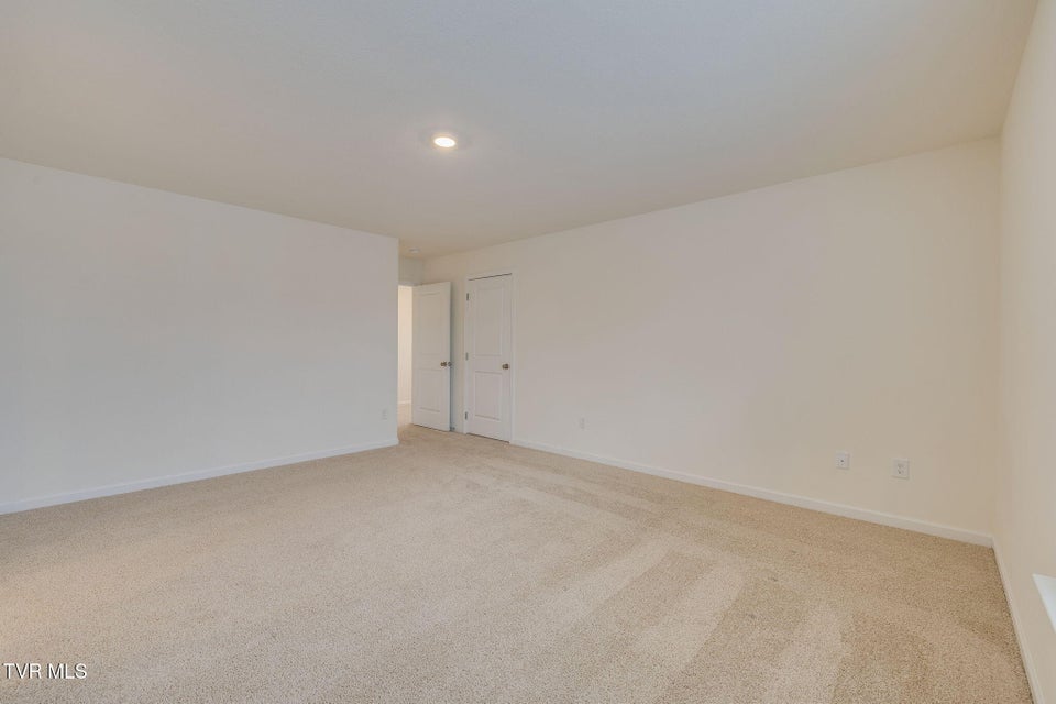 Photo #18: 1461 Gress Mag Mountain