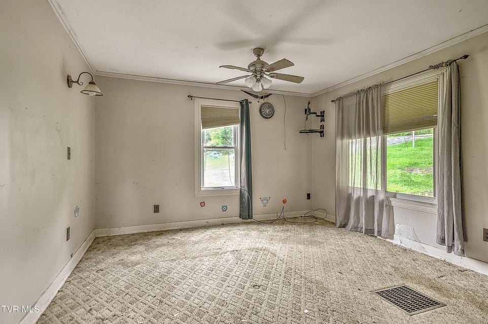 Photo #18: 1403 Bristol Caverns Highway