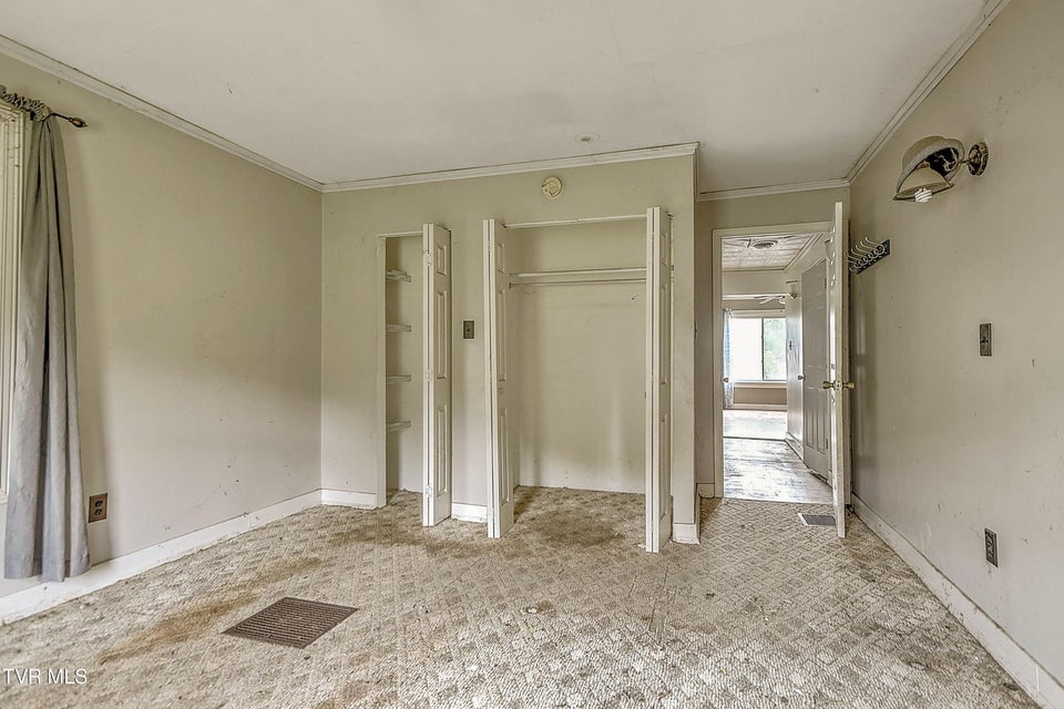 Photo #19: 1403 Bristol Caverns Highway