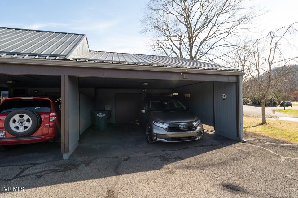 Photo #45: 540 Fleetwood Court