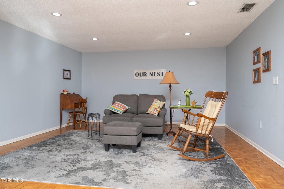 Photo #6: 540 Fleetwood Court