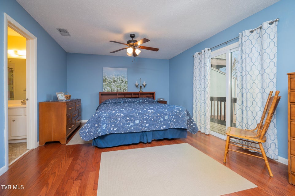 Photo #14: 540 Fleetwood Court