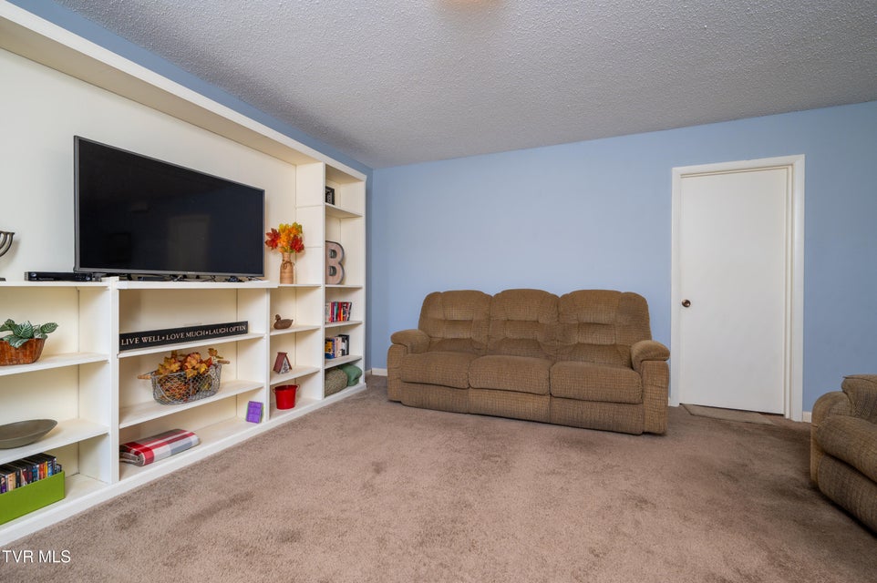 Photo #24: 540 Fleetwood Court