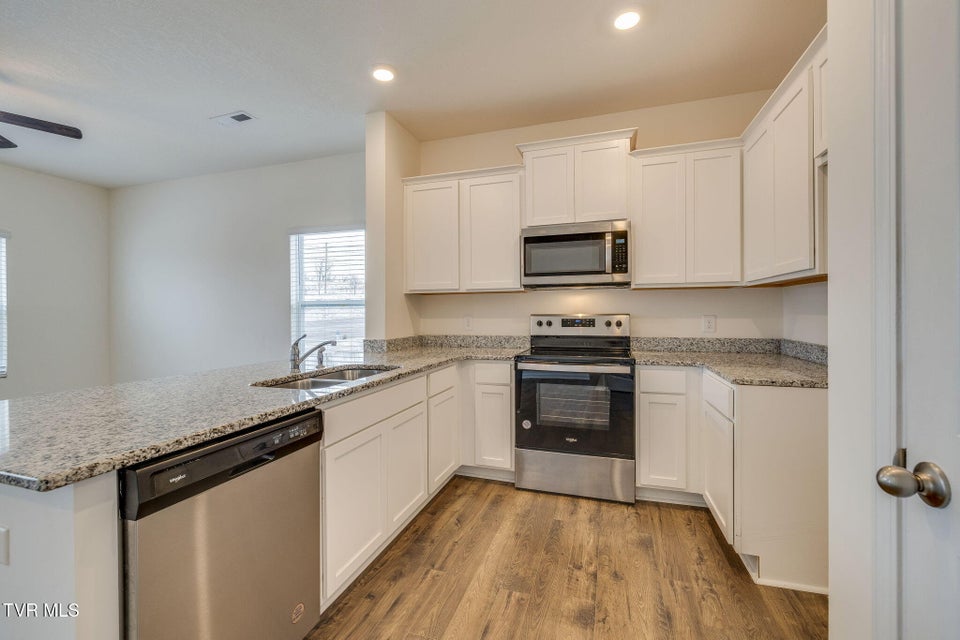 Photo #4: 22 Moon Rock Court