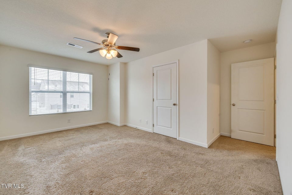 Photo #11: 22 Moon Rock Court