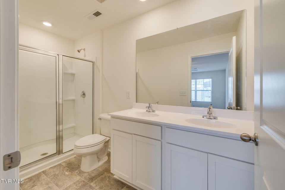 Photo #14: 22 Moon Rock Court