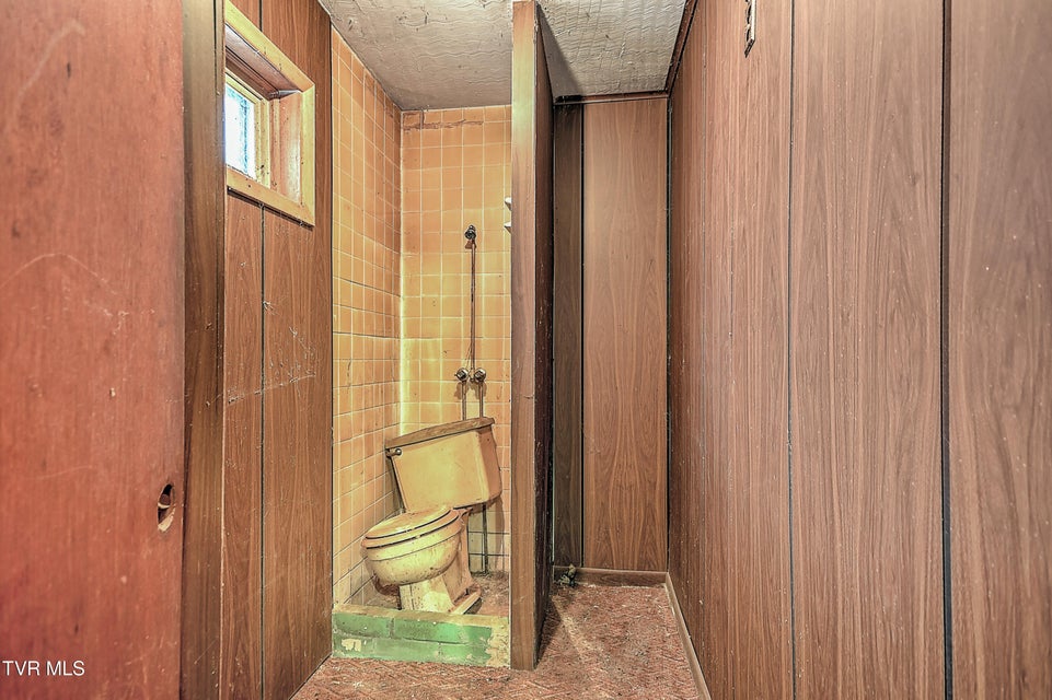 Photo #17: 1432 Jackson Hollow Road