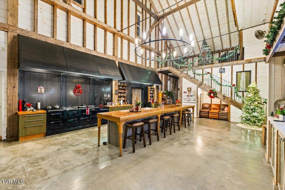 Photo #15: 2752 Knob Creek Road