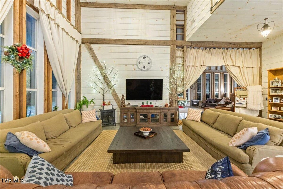 Photo #42: 2752 Knob Creek Road