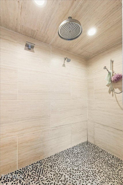 Photo #62: 2752 Knob Creek Road