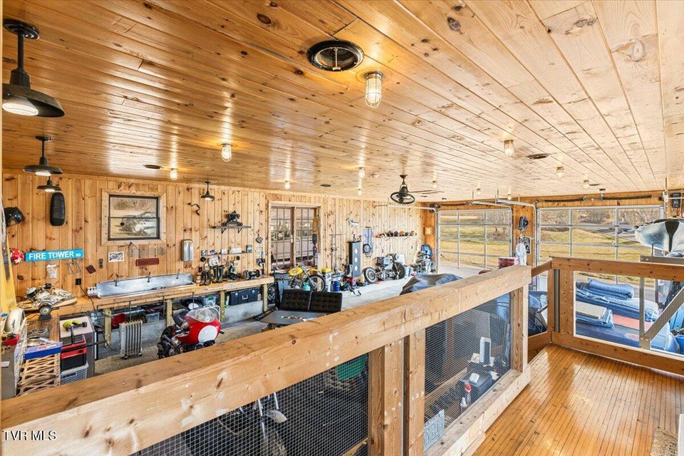 Photo #99: 2752 Knob Creek Road