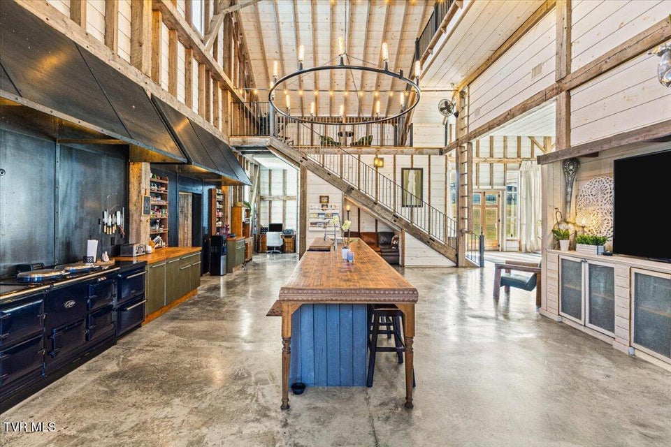 Photo #3: 2752 Knob Creek Road