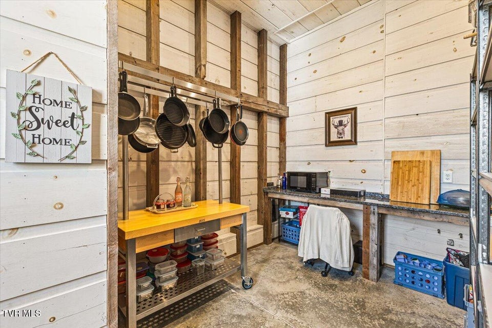 Photo #10: 2752 Knob Creek Road