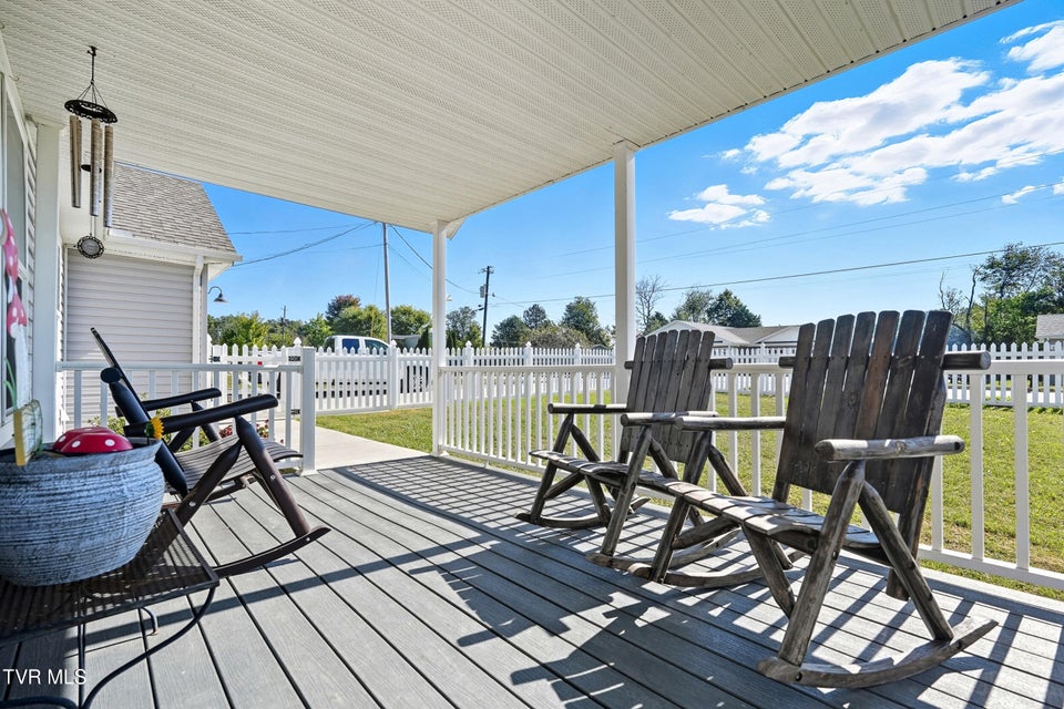 Photo #7: 470 Roaming Drive