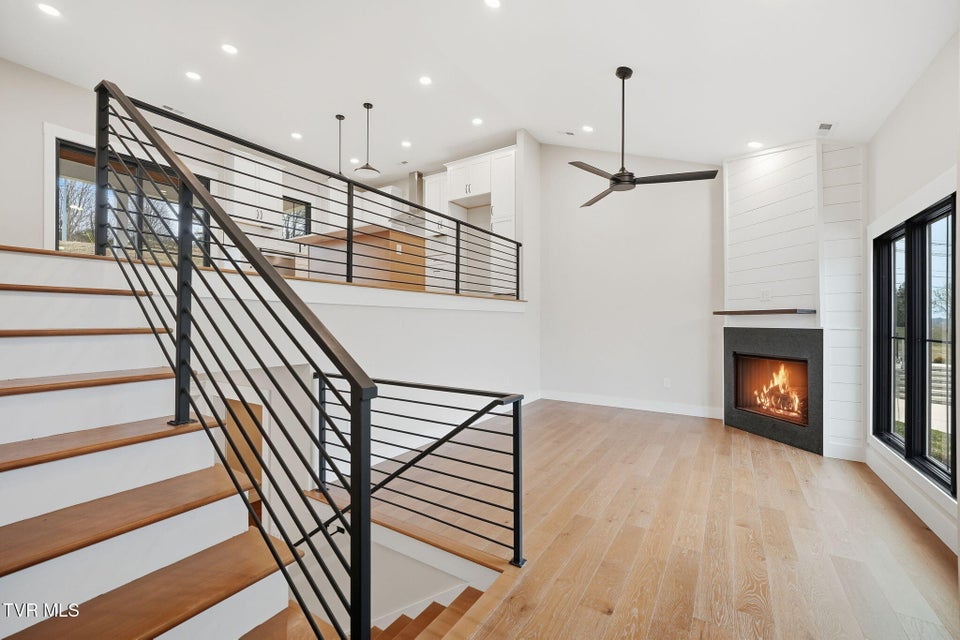 Photo #5: 287 Winston Place