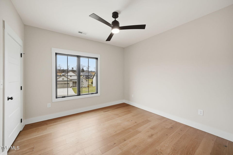 Photo #21: 287 Winston Place