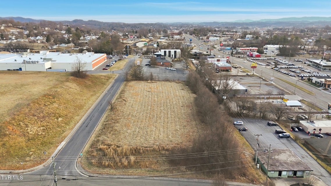 Photo #12: 70 Midway Street