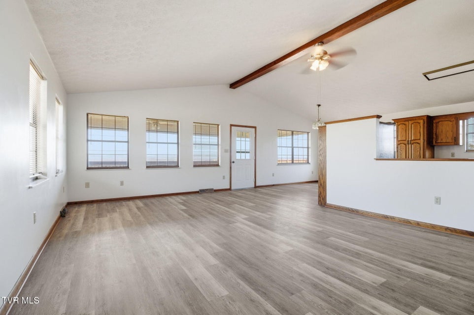 Photo #10: 1530 Easterly Road