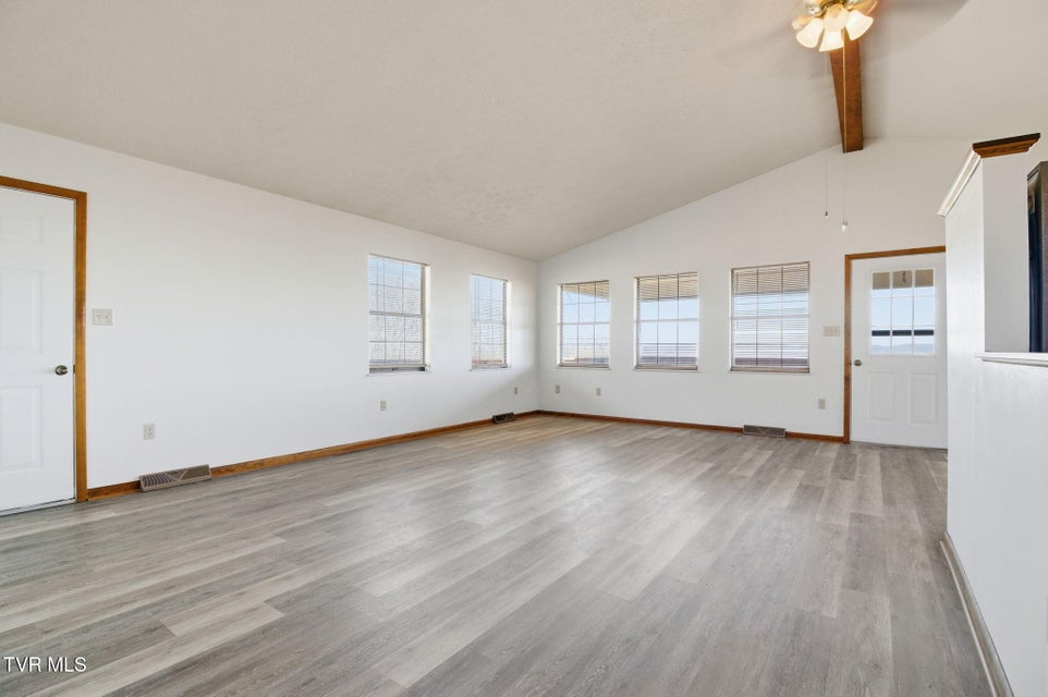 Photo #16: 1530 Easterly Road