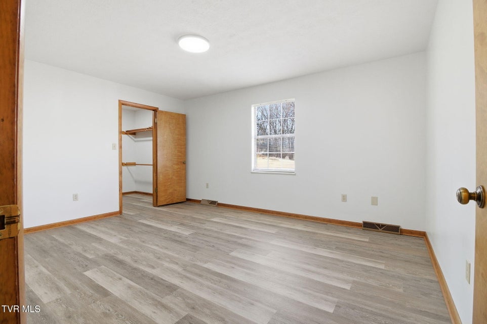 Photo #19: 1530 Easterly Road