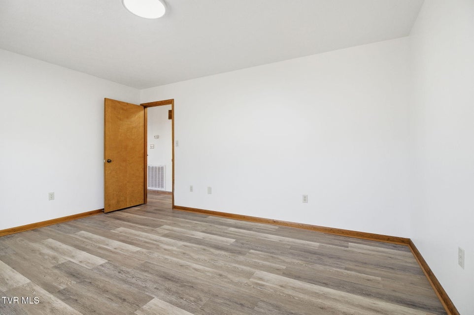 Photo #20: 1530 Easterly Road