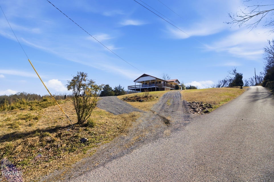 Photo #38: 1530 Easterly Road