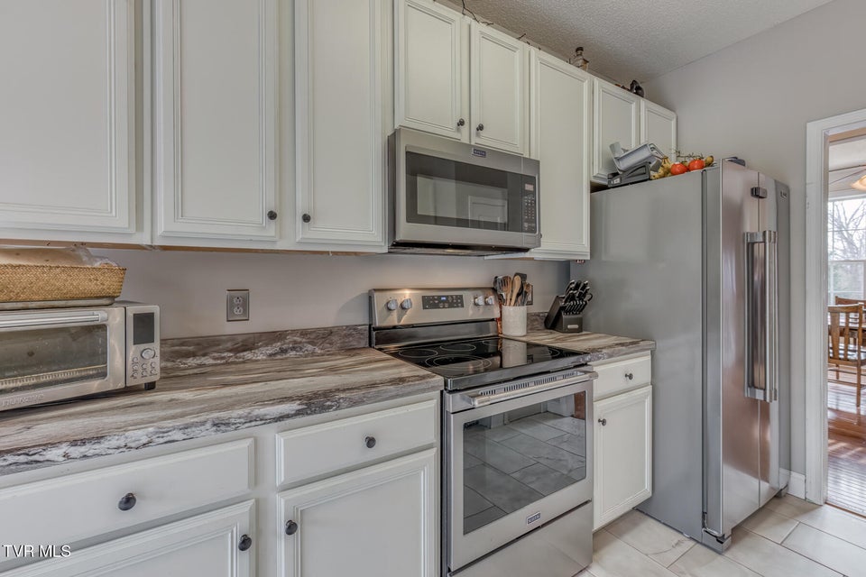 Photo #14: 330 Katie Court