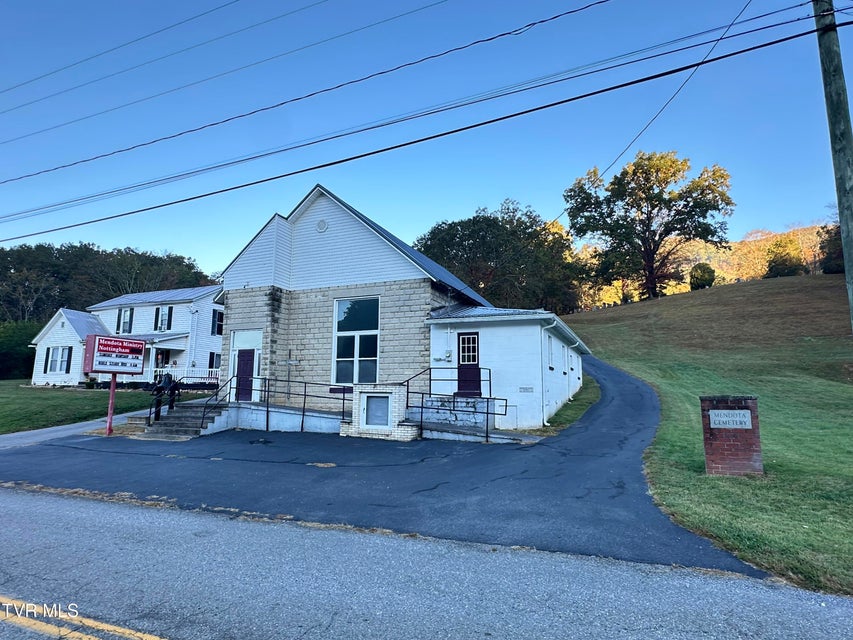 Photo #3: 2531 Mendota Road