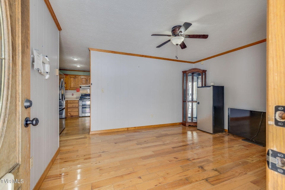 Photo #6: 20483 Hoot Owl Road