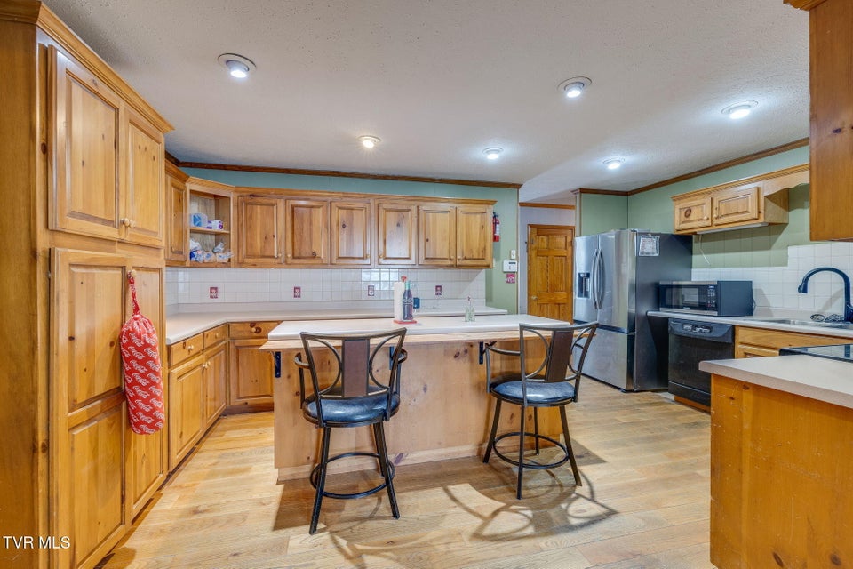 Photo #9: 20483 Hoot Owl Road