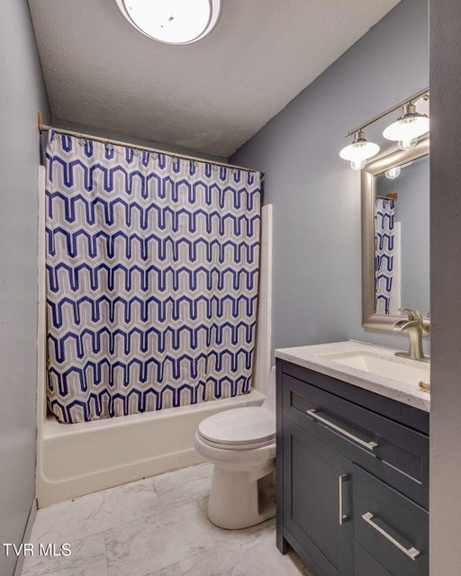 Photo #22: 20483 Hoot Owl Road