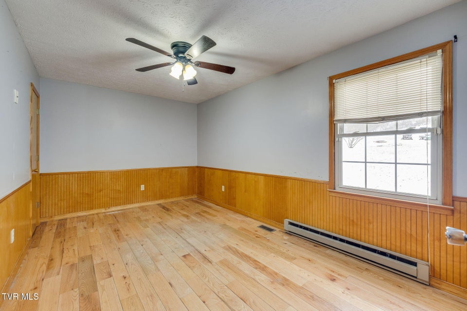 Photo #23: 20483 Hoot Owl Road