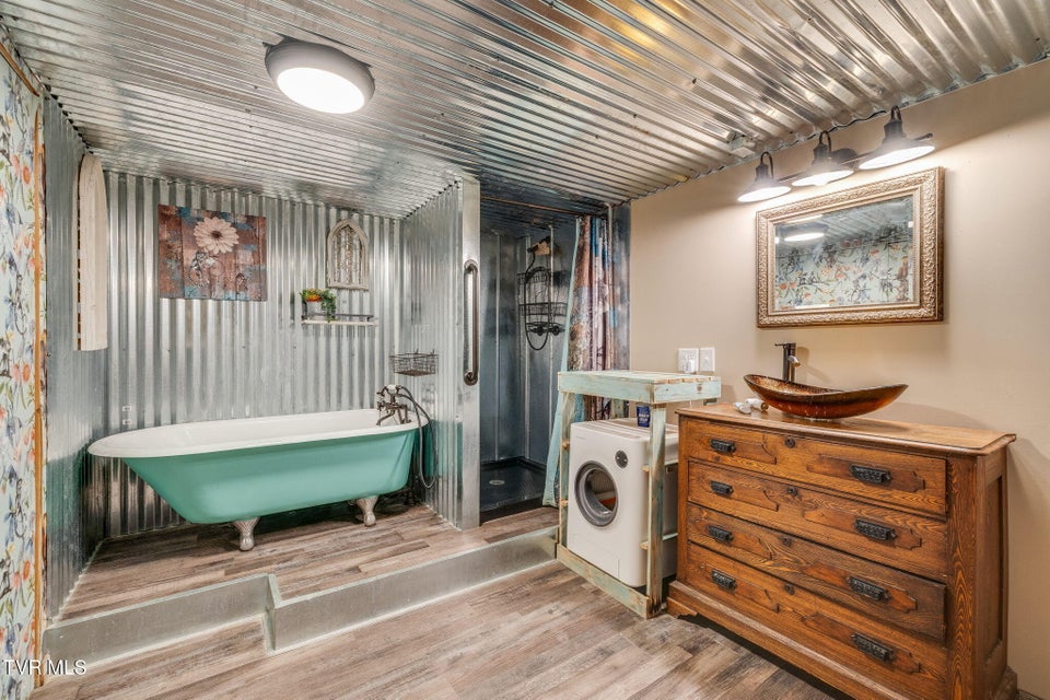 Photo #37: 20483 Hoot Owl Road