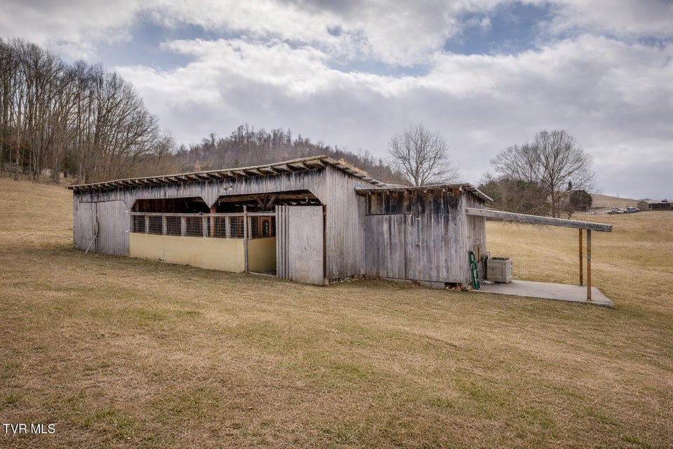 Photo #39: 20483 Hoot Owl Road