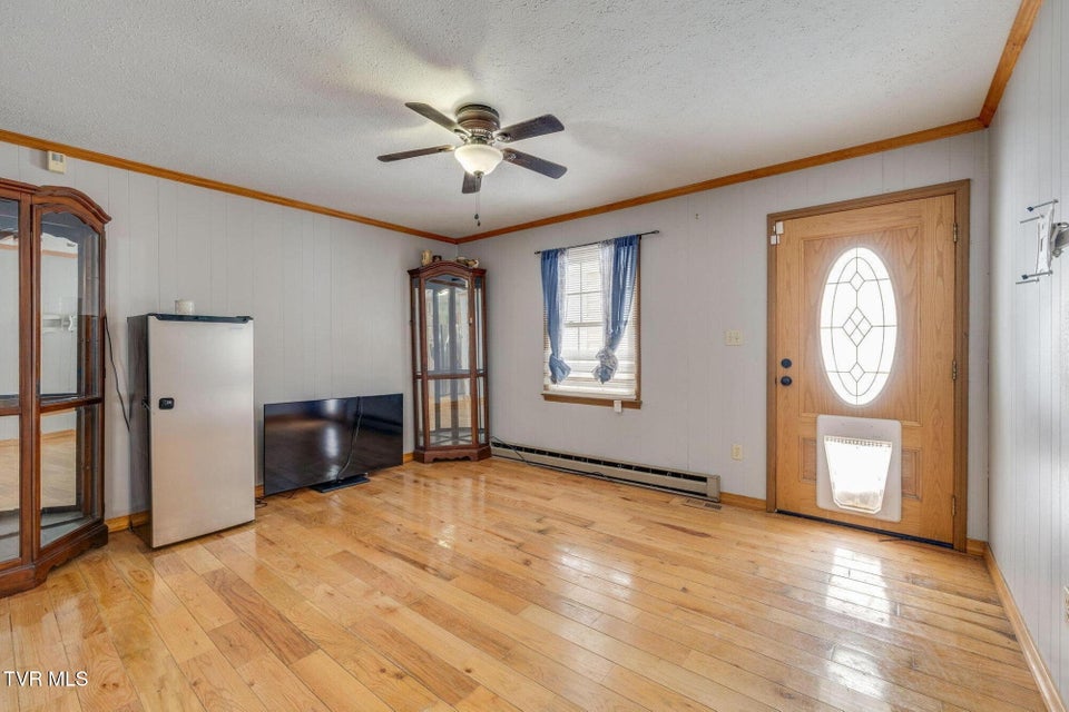 Photo #5: 20483 Hoot Owl Road