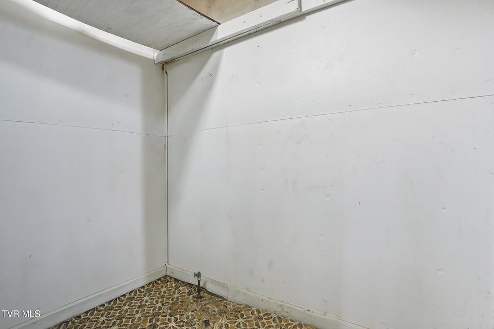 Photo #14: 528 Main Street