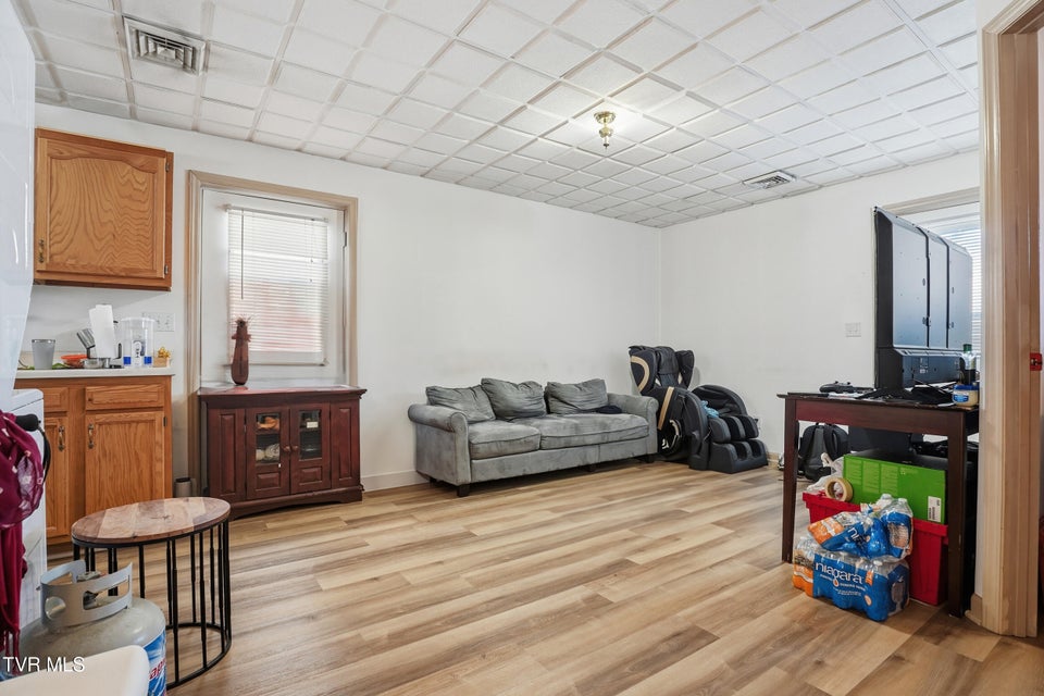 Photo #44: 528 Main Street