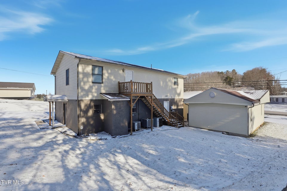 Photo #50: 528 Main Street