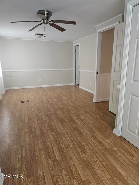 Photo #7: 887 Old Kentucky Road