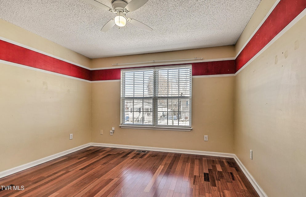 Photo #15: 104 Saint James Place